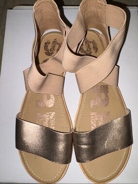 Sorel Women's Nude and Metallic Tan Sandals size 10.5